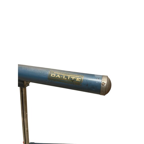 Gray Projection Screen - Picture 3 of 11